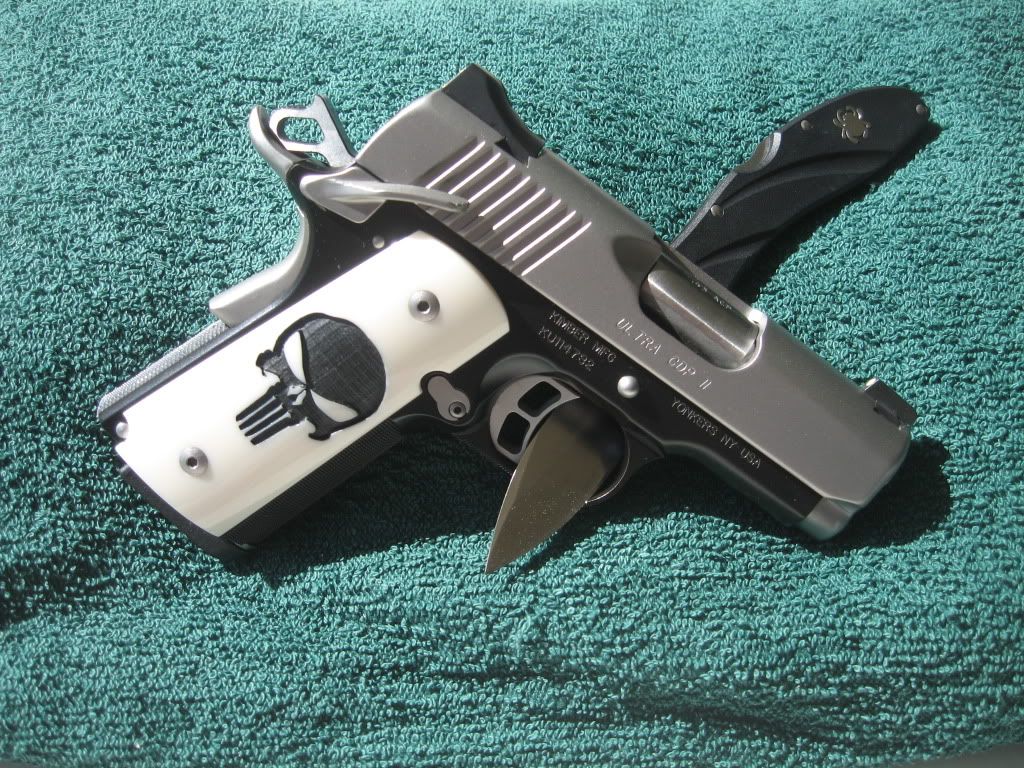 KimberUltraCDPIINewGrips005.jpg