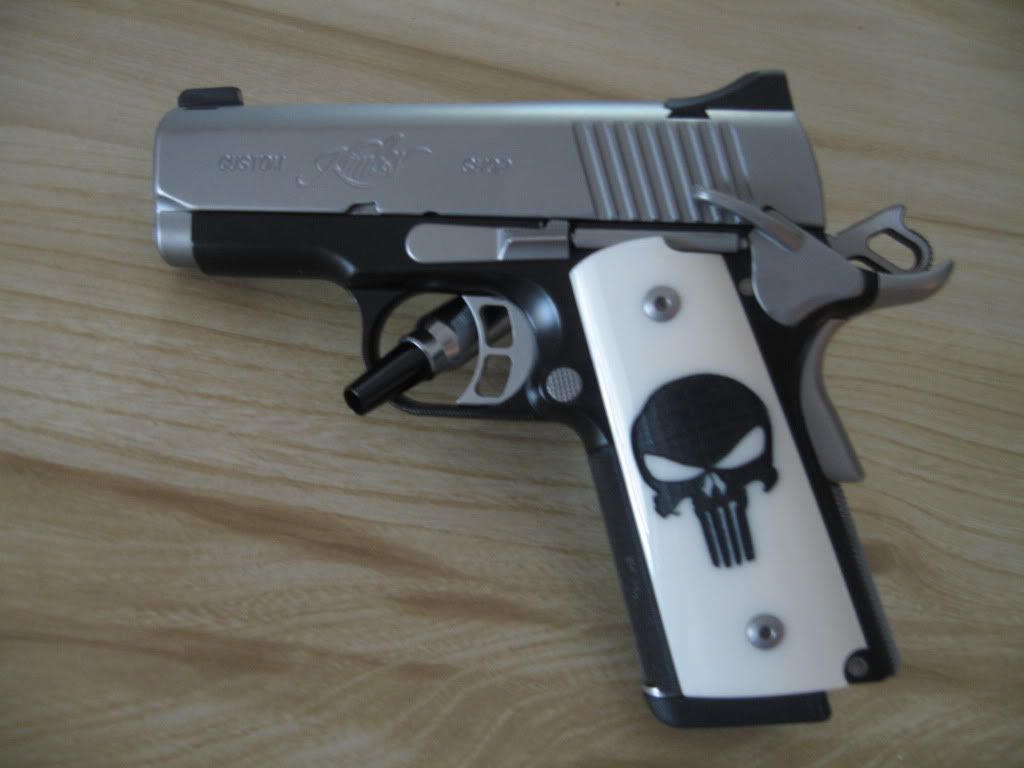 KimberUltraCDPIINewGrips007.jpg