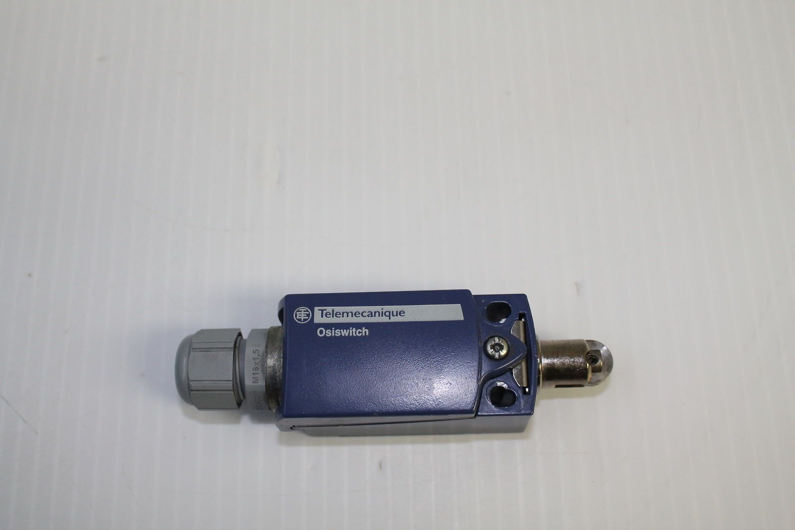 Telemecanique Osiswitch ZCD21 Limit Switch eBay
