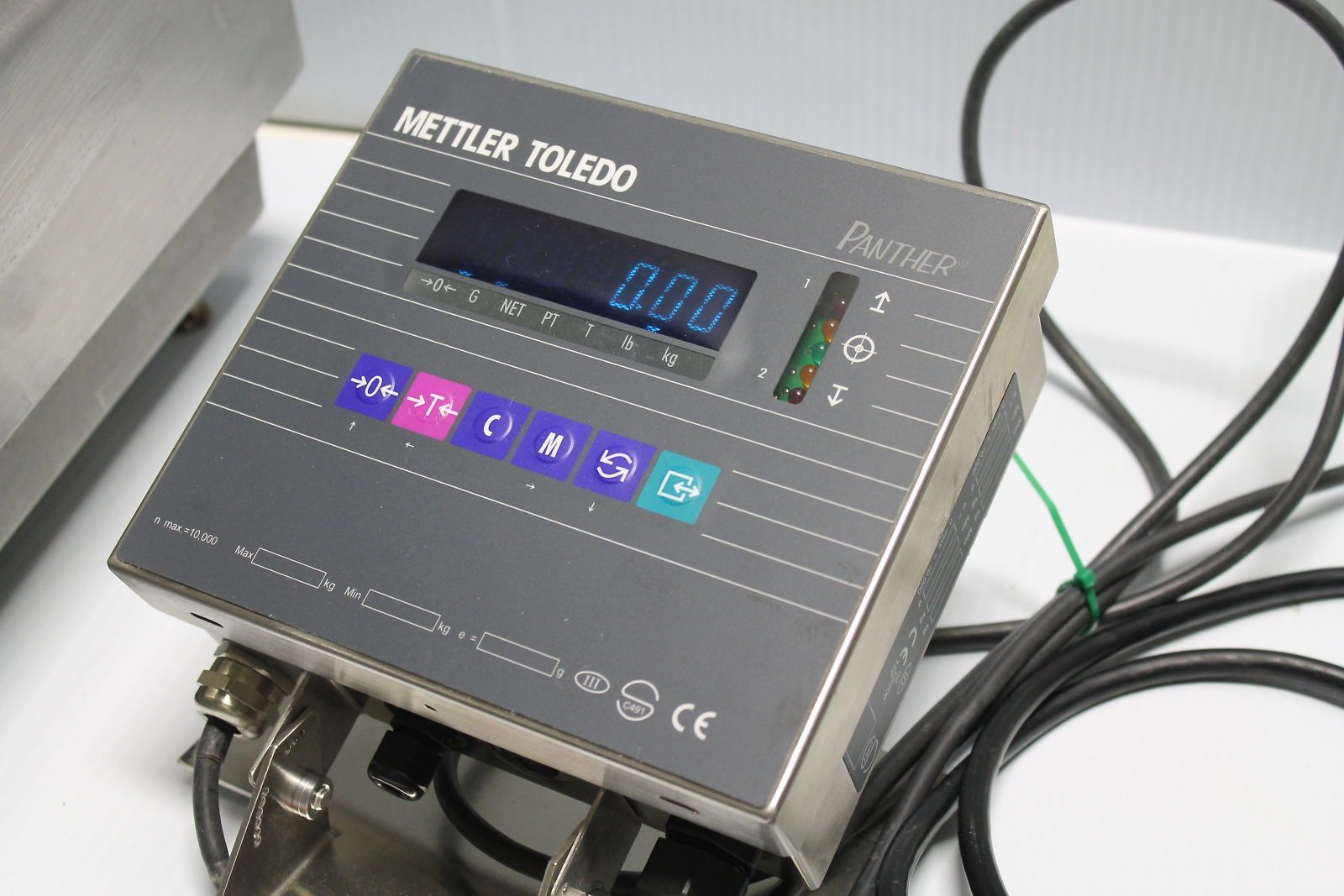 Mettler Toledo 20"x20" Bench/Floor Scale 500LB @ 0.02lb & Panther PTHN